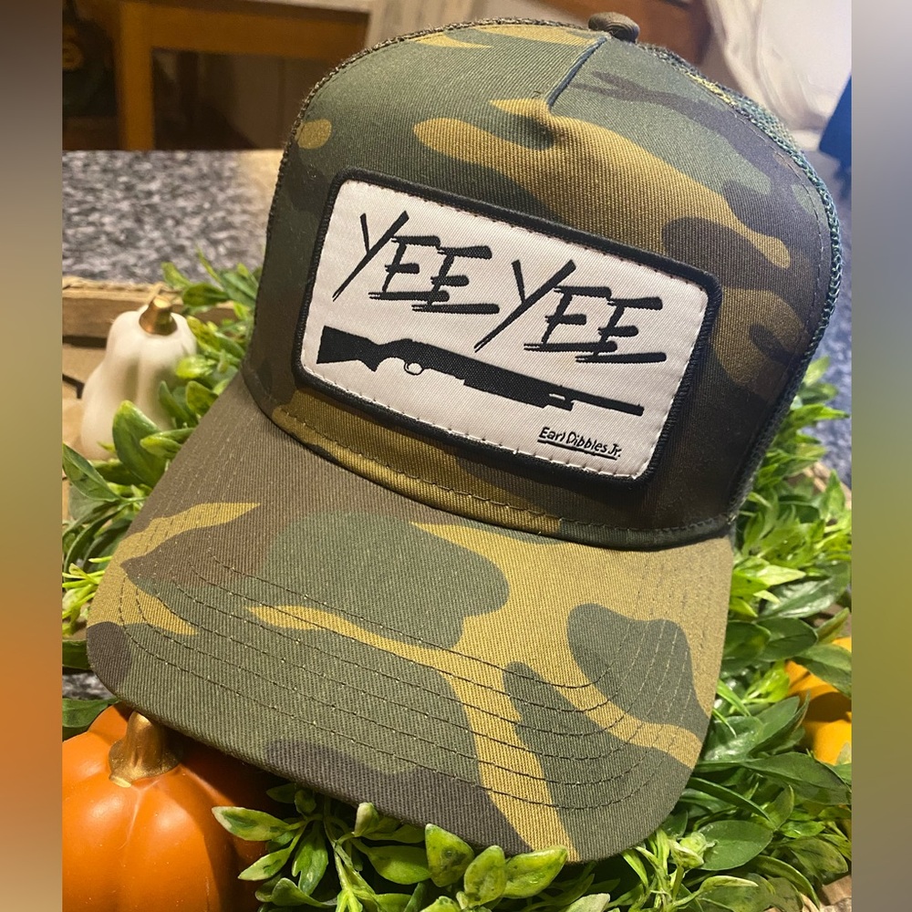 YEE YEE Camo Mens Trucker Hat Hunting Country